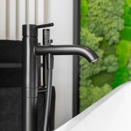 Hanza Tower Skyline Bath 24 Pool & Jacussi & Sauna アパート *