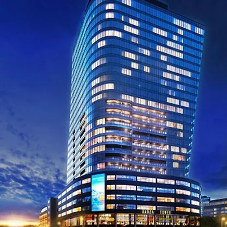 Lägenhet Hanza Tower Skyline Bath 24 Pool & Jacussi & Sauna *