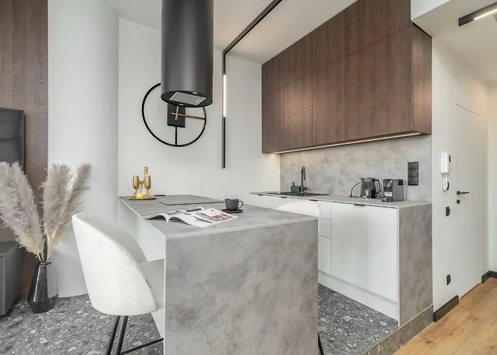 Hanza Tower Skyline Bath 24 Pool & Jacussi & Sauna Apartment *